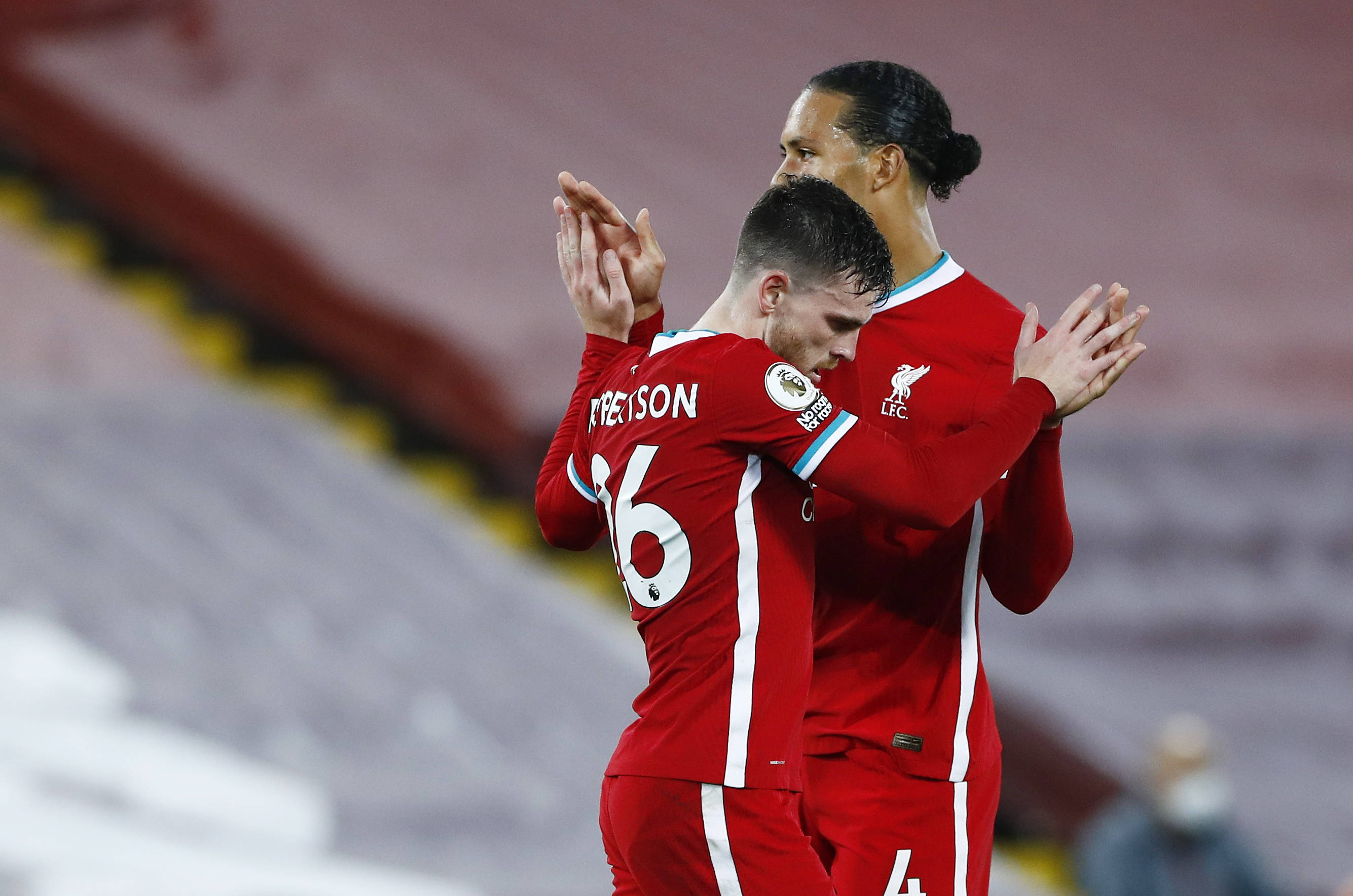 歲的球員續 歲的球員續