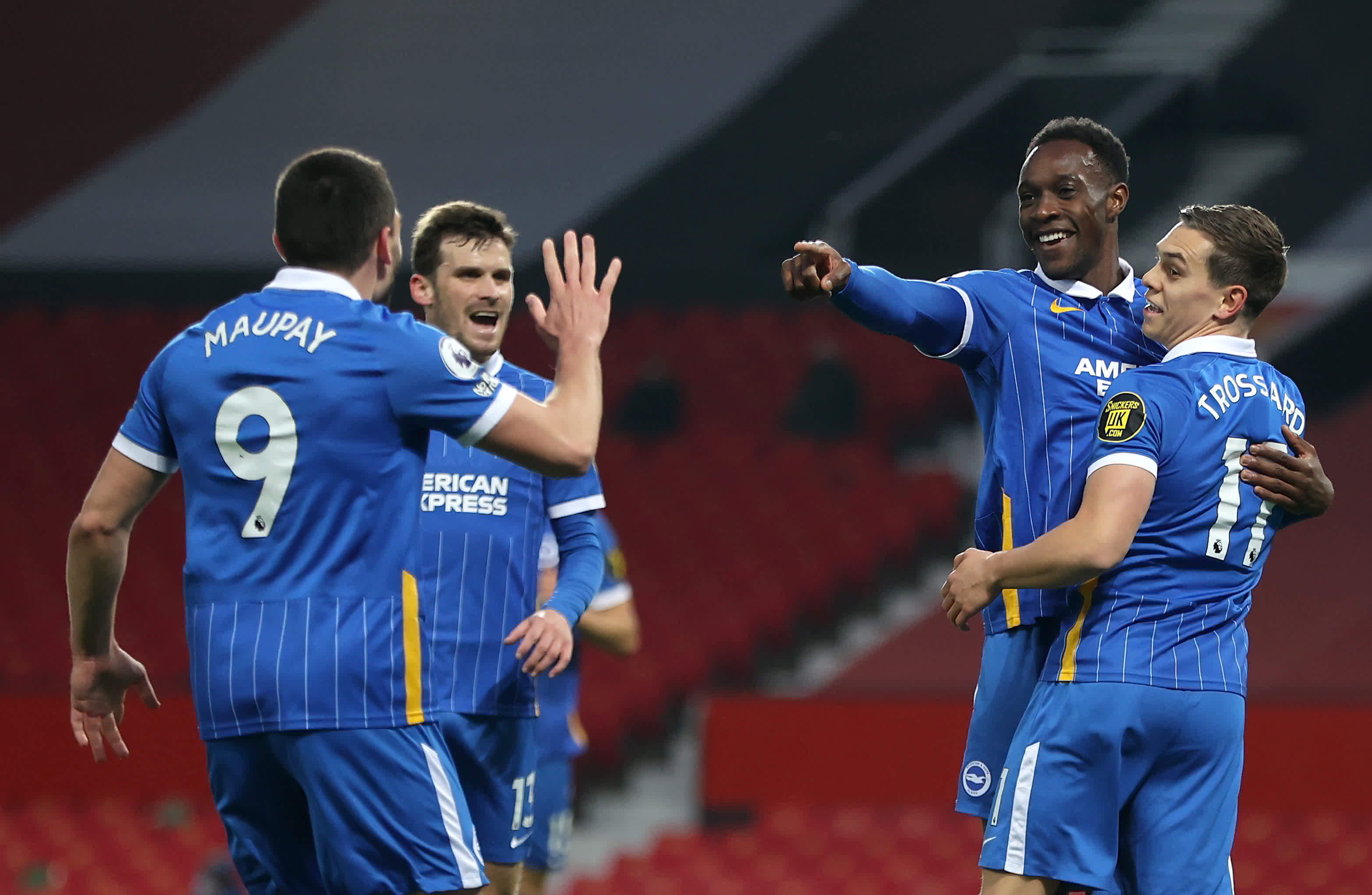 詹姆斯与浓 詹姆斯与浓